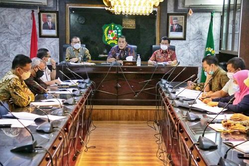 Wakil Wali Kota Medan Pimpin Rapat Pembahasan Penyusunan Draf Perwal Tentang Penerimaan Peserta Didik Baru Tingkat TK, SD dan SMP